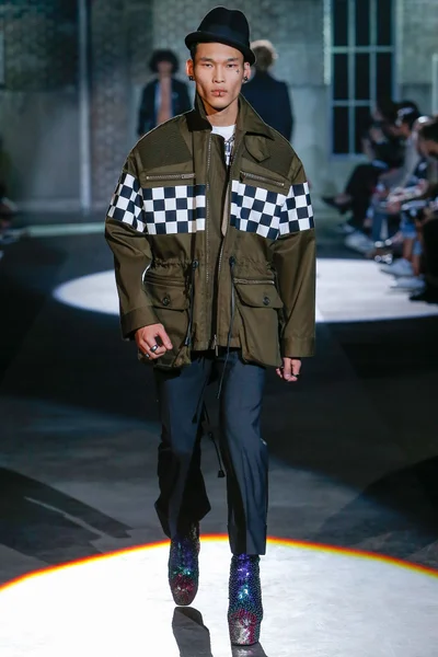 Look 31